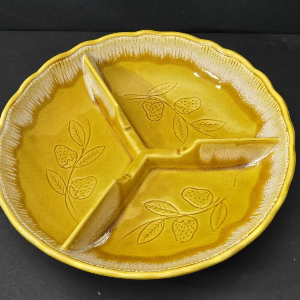 RARE Yellow Pottery Platter California 734 Divided Strawberry Pattern VINTAGE‎